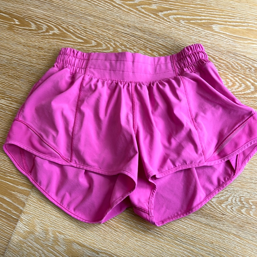 Lululemon Hotty hot shorts